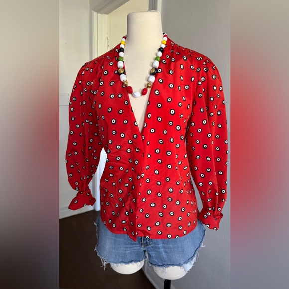 ๐๐๐ ๐
๐ฅ๐จ๐ซ๐๐ฅ ๐๐ก๐ข๐ซ๐ญ - Picture 2 of 2